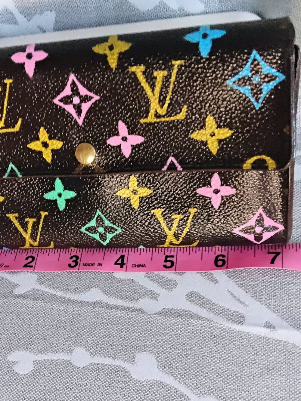✨ CUSTOM One of a Kind Hand-Painted Authentic Louis Vuitton Monogram Wallet ✨ - Picture 15 of 16